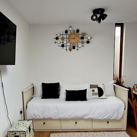 Canterbury Romantic Modern Home Goodnestone  Exteriör bild